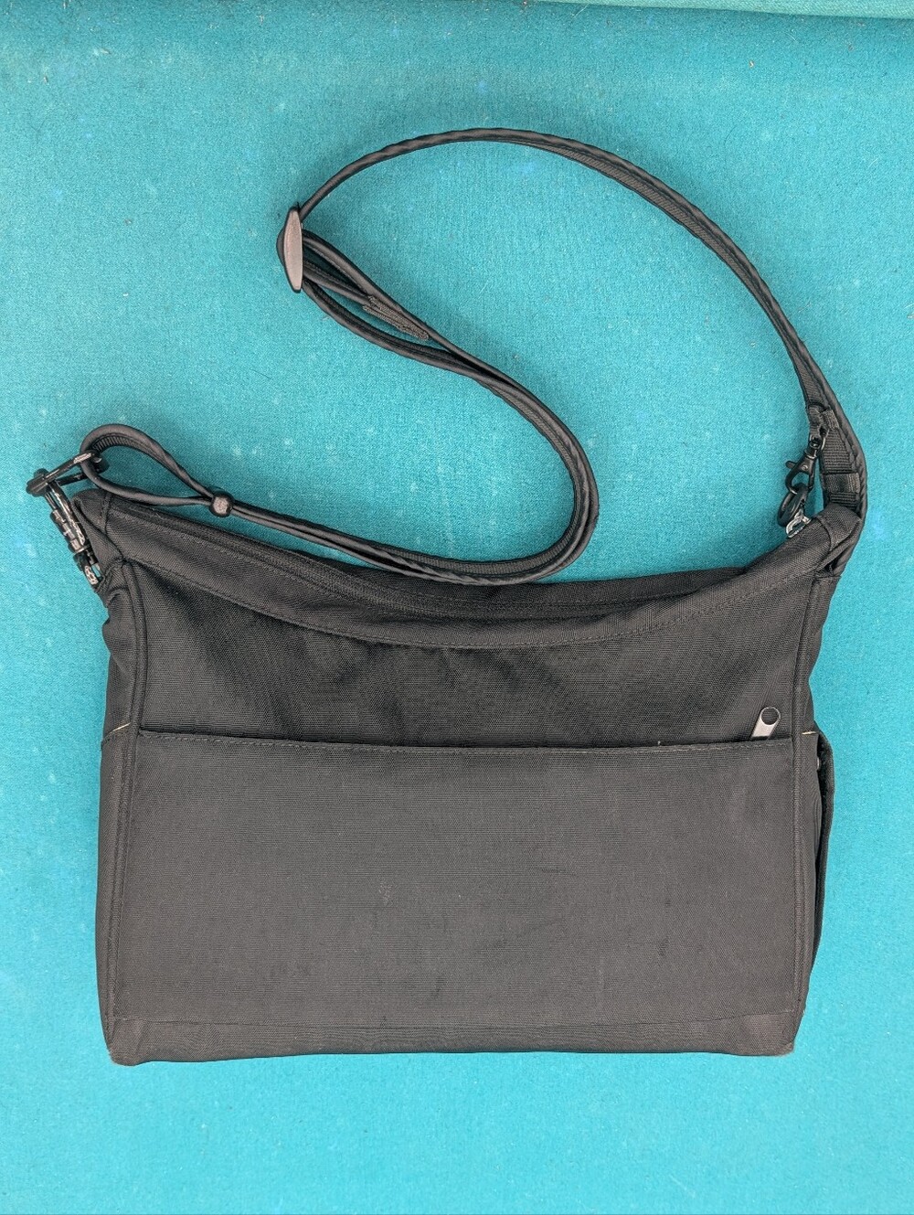 Pacsafe Citysafe 200 Black Anti-Theft Crossbody Travel Hobo Purse Bag